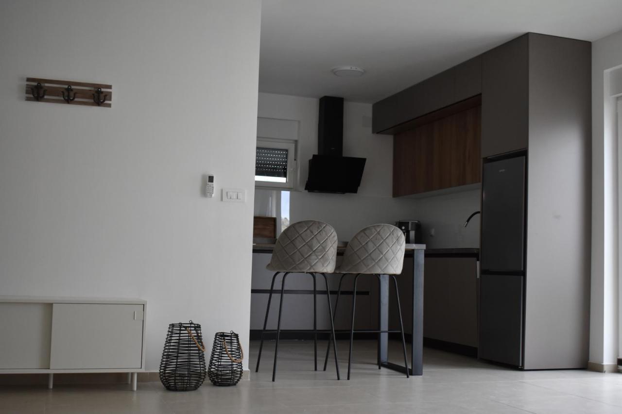 Nana Pag Apartment