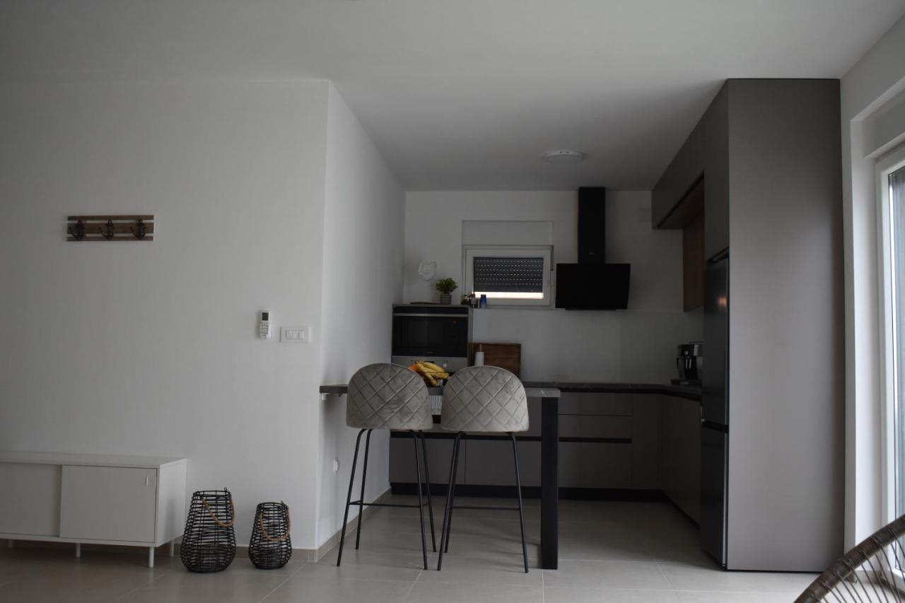 Apartment Nana Pag *